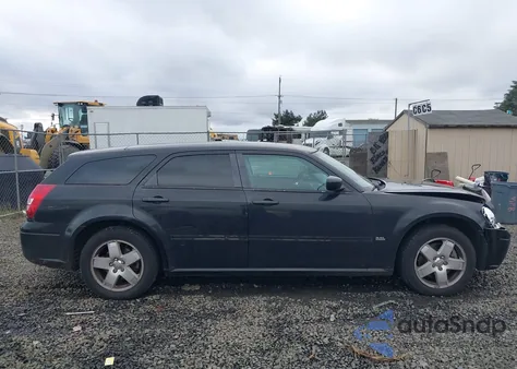 2006 Dodge Magnum Sxt z USA, uszkodzony, nr VIN 2D4GZ47VX6H344827